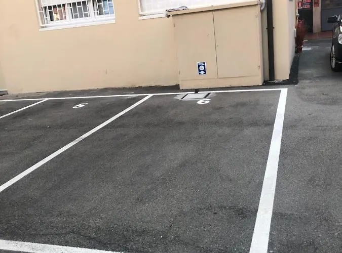 Apartman Guesthost - San Donato Fiere Essential With Parking